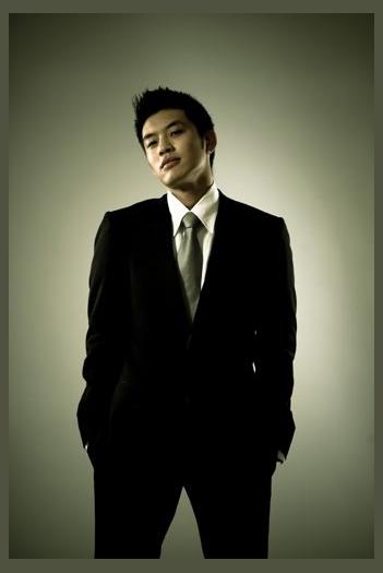 SE7EN